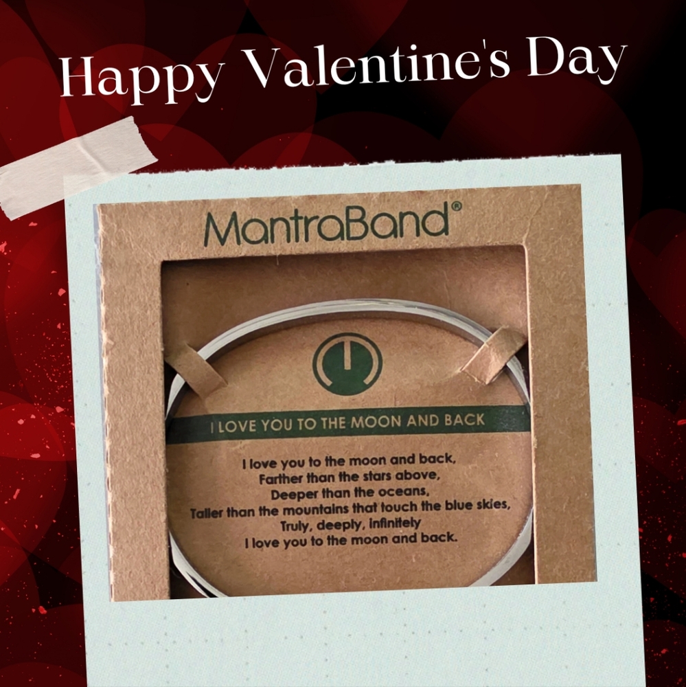 "I LOVE YOU TO THE MOON AND BACK" bracelet Valentine's Day